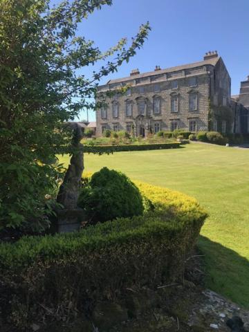 Moresby Hall Kültér fotó